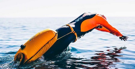 Start swimming with Orca swim buoy